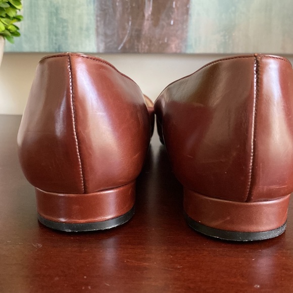 CHRISTIAN LOUBOUTIN ICONIC RED-SOLED POINTED TOE LOW HEEL PUMPS SIZE 41 🌟EUC🌟 - Picture 10 of 17